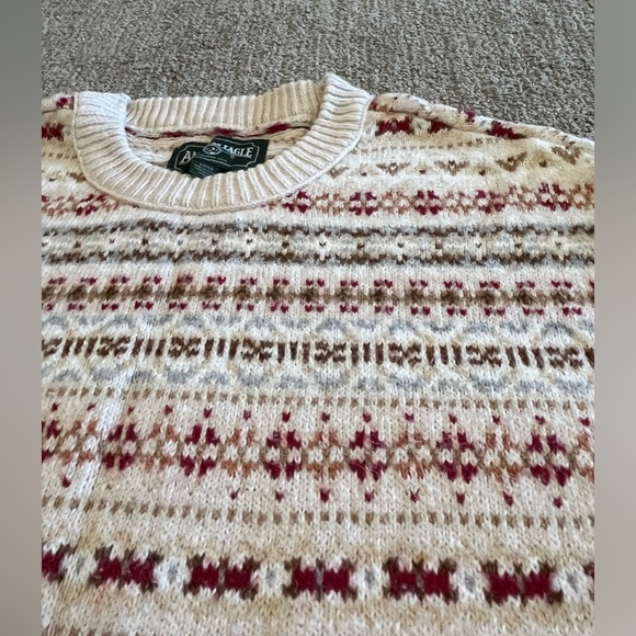 American Eagle patterned sweater - Picture 2 of 3